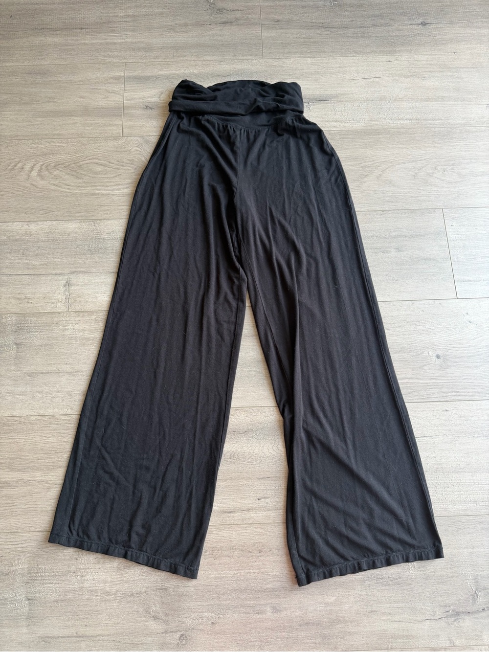 Sophie Max cropped gaucho pant - black - size XS